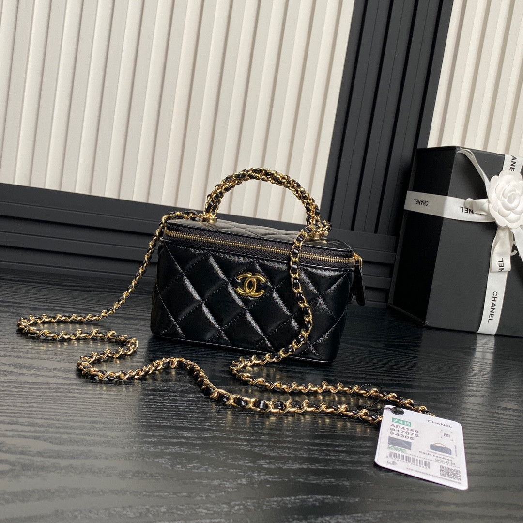 Ch**el Clutch With Chain 9.5x 17x 8CM