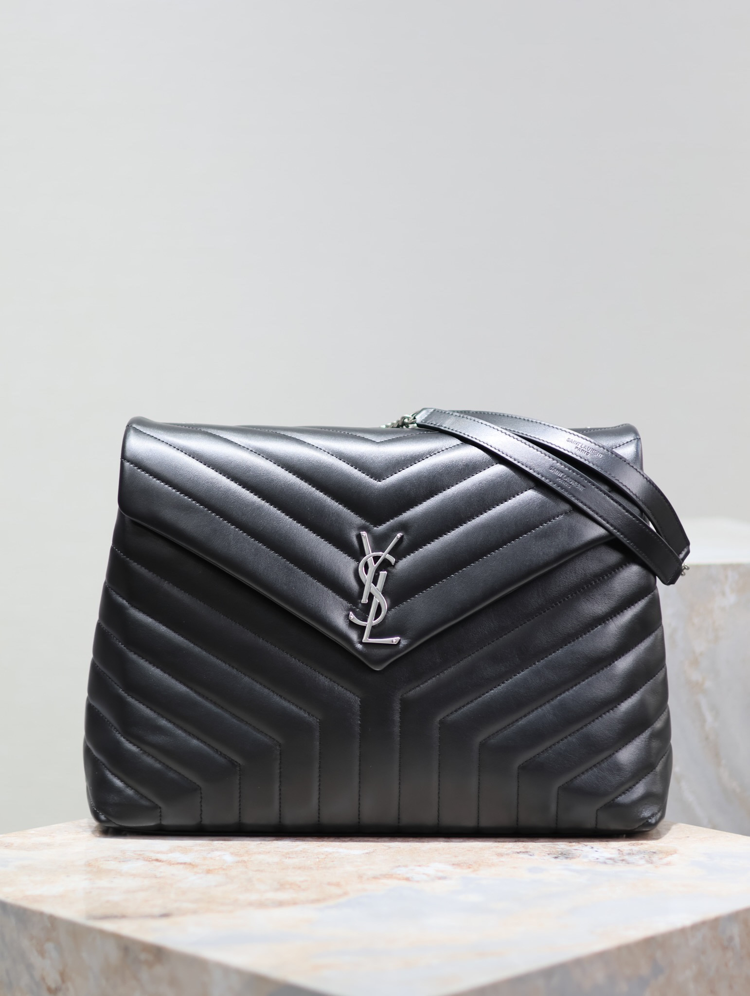 Y51 LouLou 36×27×14cm