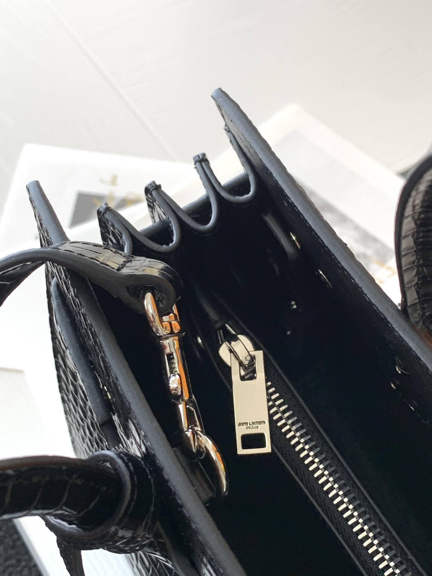 Y51 SAC DE JOUR IN EMBOSSED CROCODILE LEATHER - baby 26x13.5x12.5cm