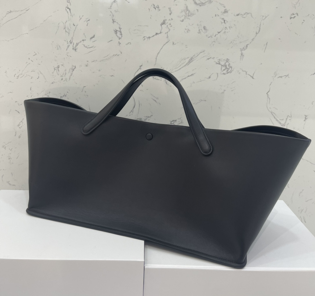 The R0w EW MARGAUX ldaho bag 53x19x19.5x38cm