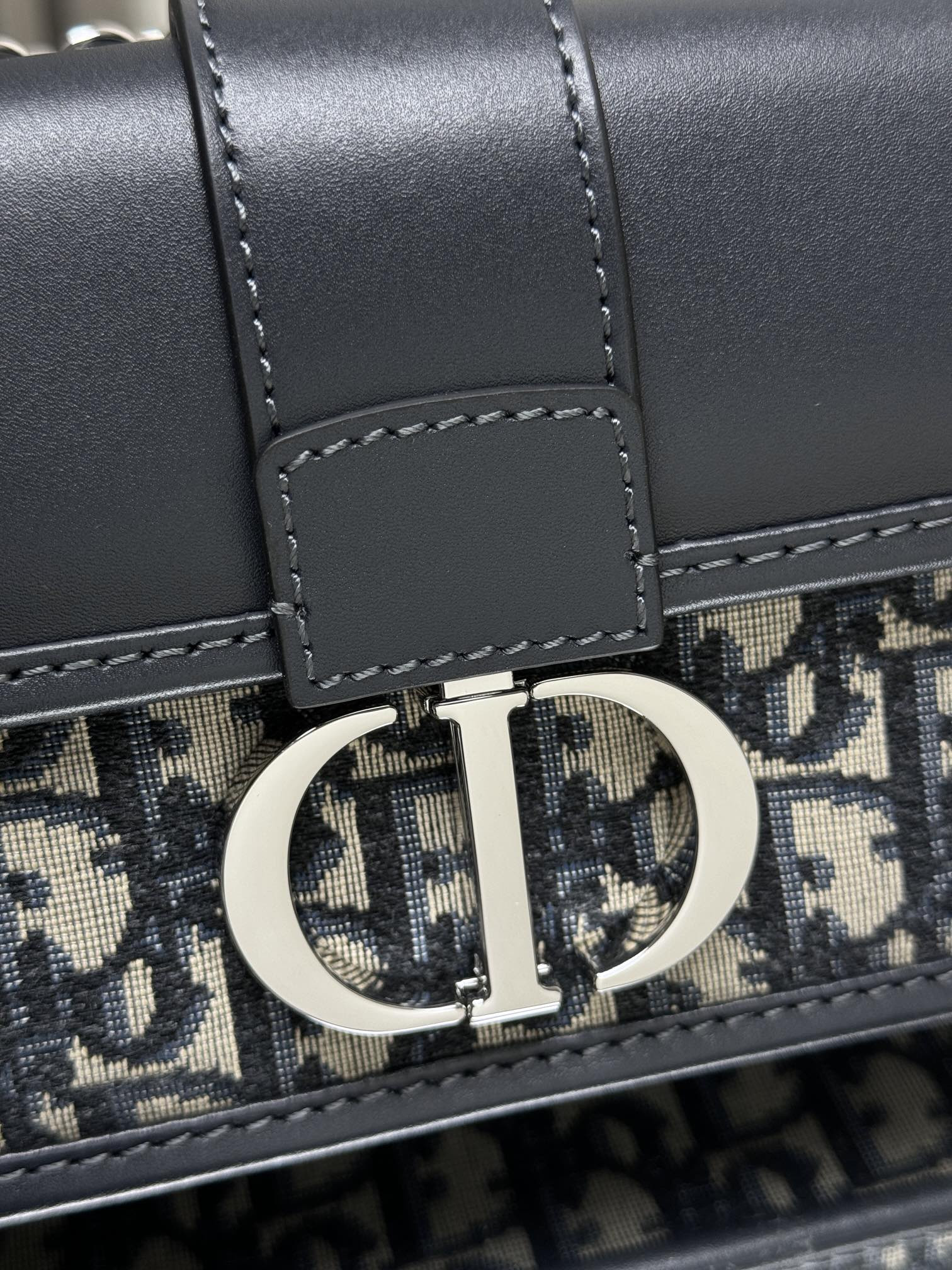 D10r 30 Montaigne East-West Bags 21x12x6cm