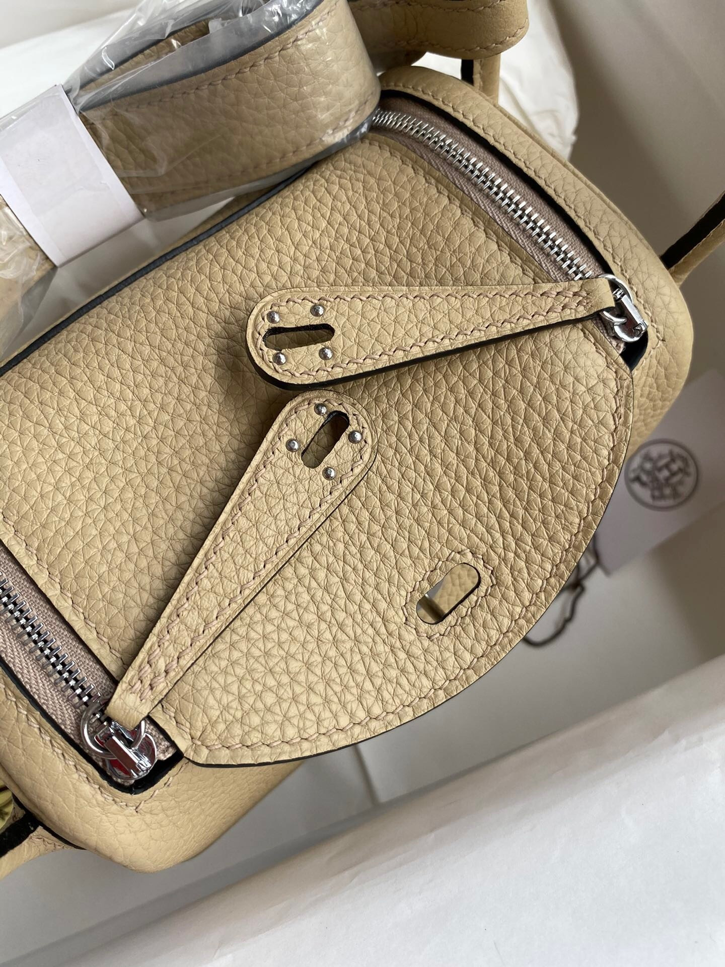 H**me5 Mini lindy 19cm