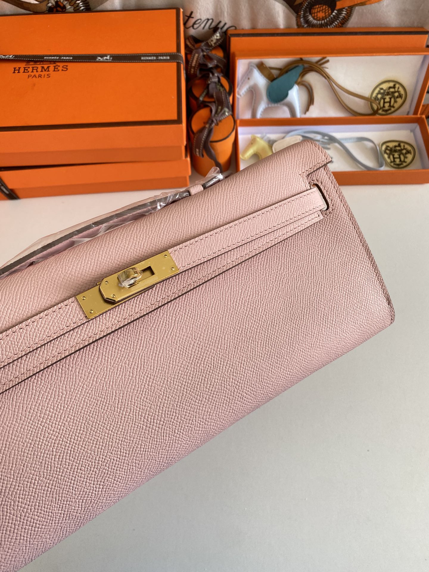 H**me5 Kelly Cut 31cm Epsom Leather
