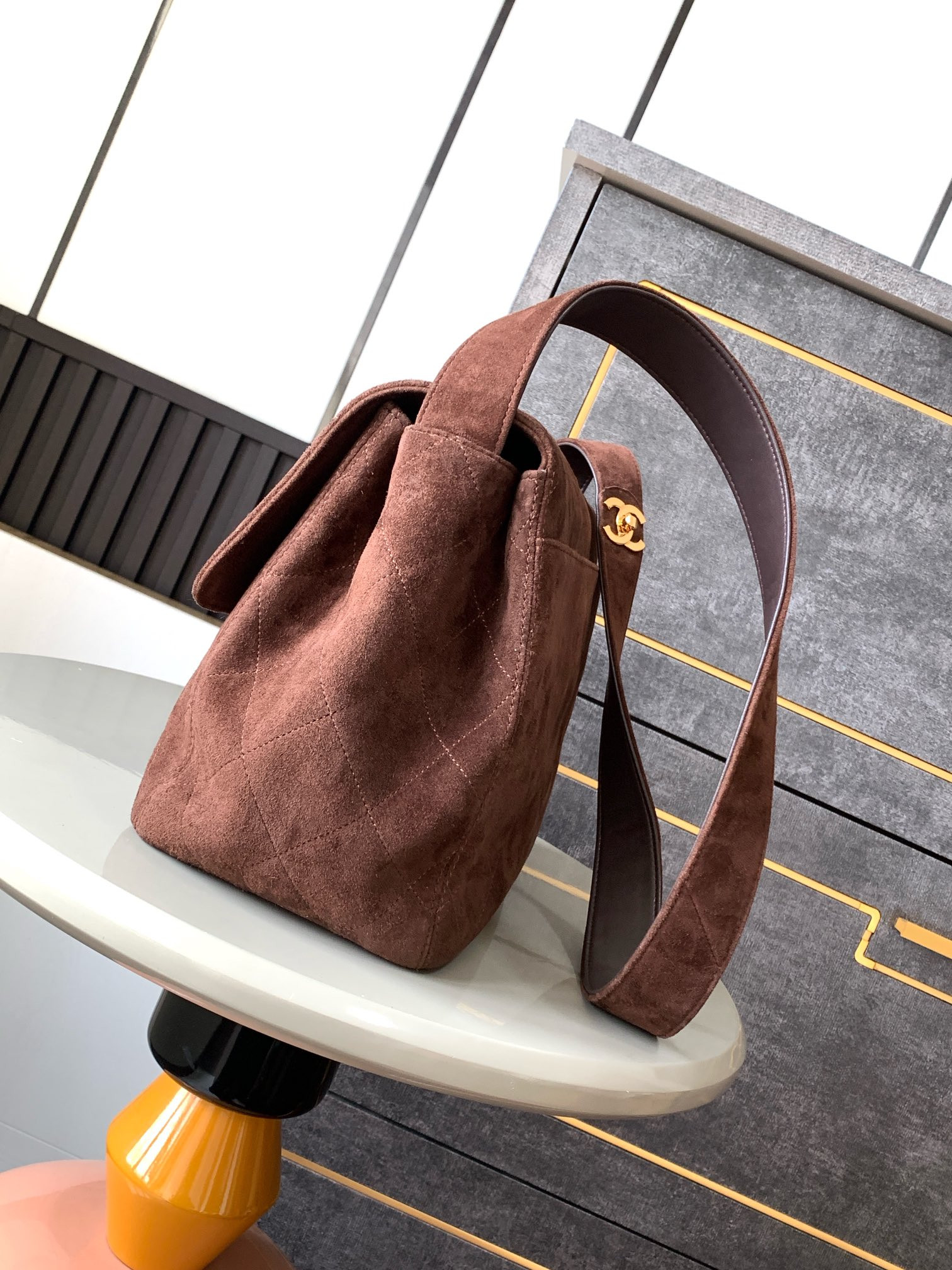 Ch**el Vintage bag 28x12.5x24cm