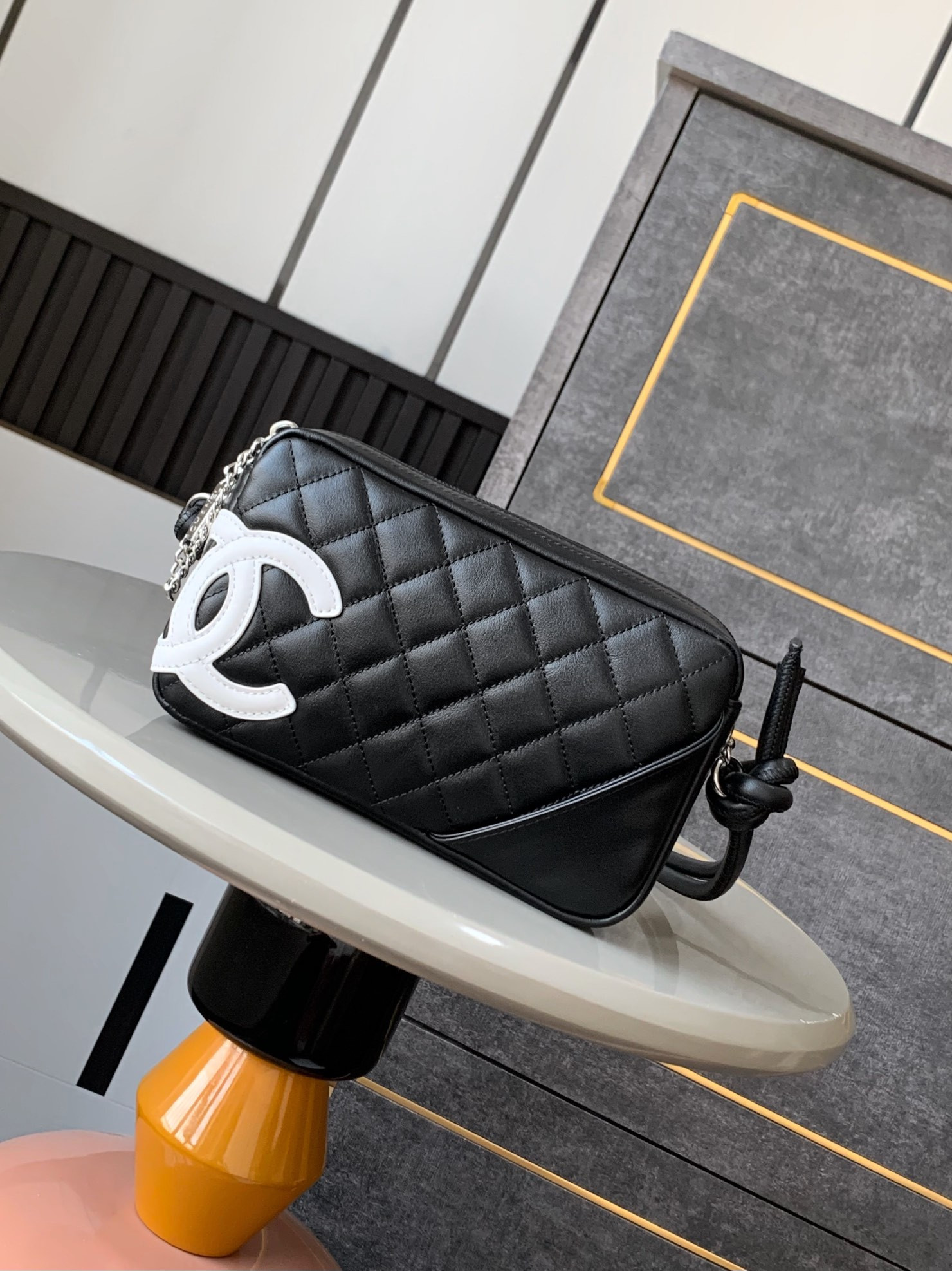 Ch**el Cambon Hobo Bag 20x12x3cm