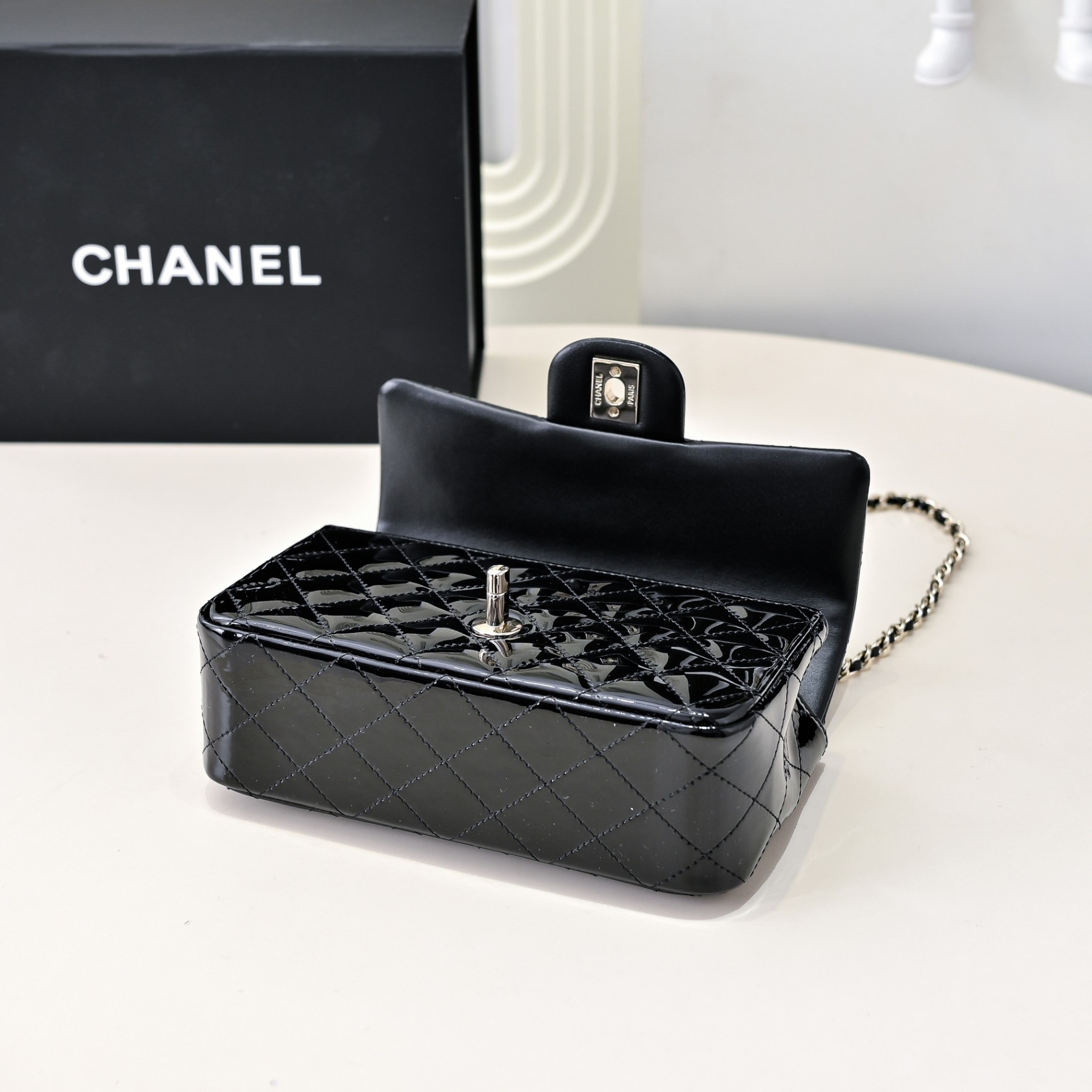 Ch**el Mini Classic Handbag With Top Handle 20x12x6cm