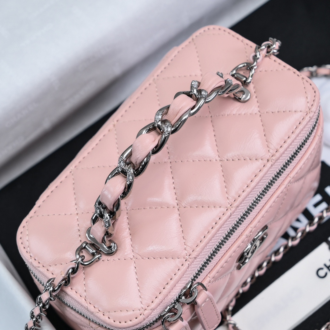 Ch**el Clutch With Chain 17x10x8cm
