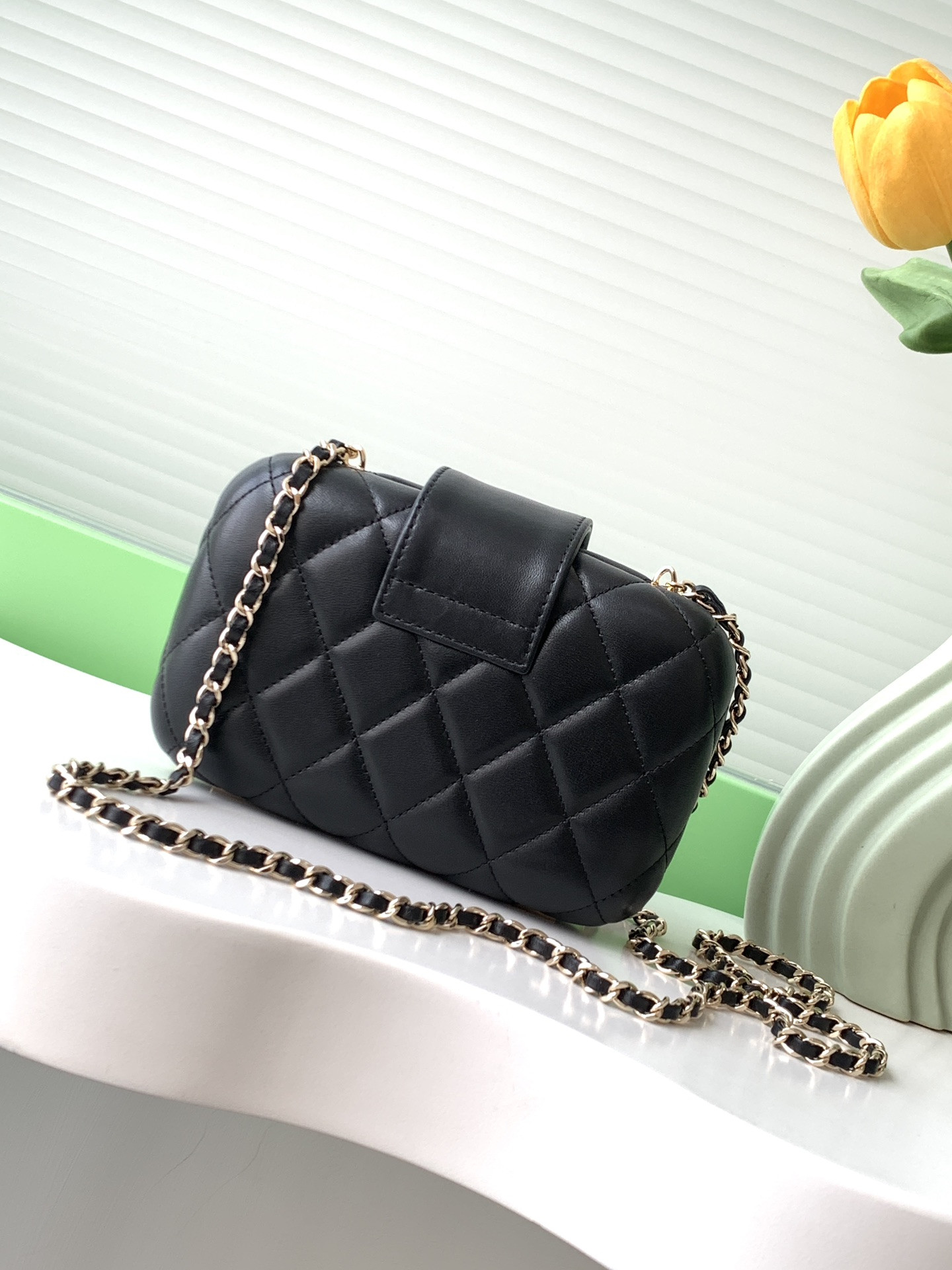 Ch**el Clip Bag 13x18x5cm