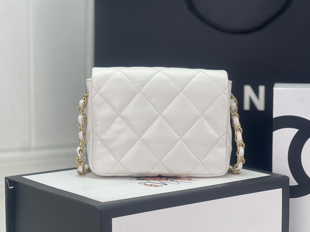 Ch**el FLAP HANDBAG CF 18x13.5x5.5cm