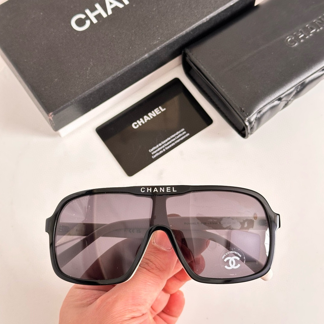 Ch**el Glasses CH9158
