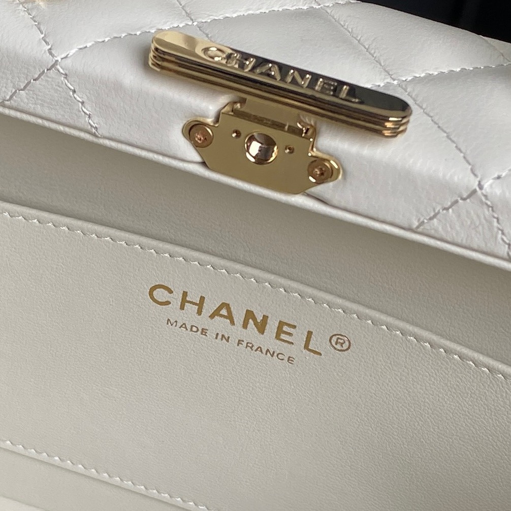 Ch**el Box bag 15x22x7.5cm
