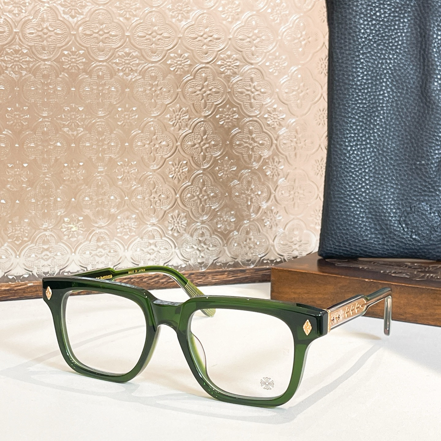 Ch*0me He**ts Glasses AMBIDIXTROUS 52-19-150