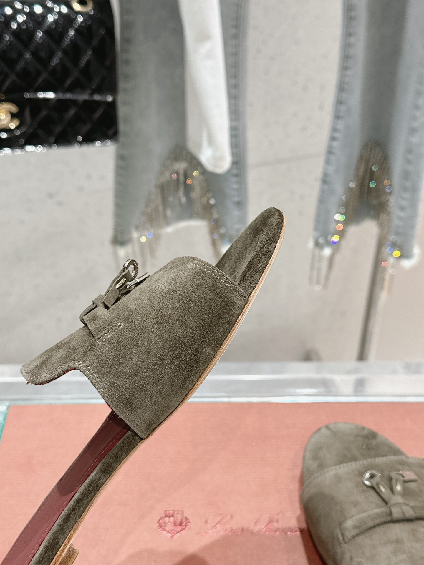 UA L0r0 P1ana Summer Charms Sandal