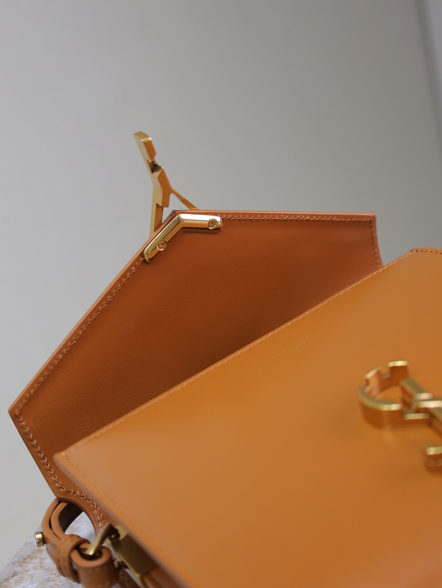 Y51 cassandra mini top handle bag 20x16x7.5cm