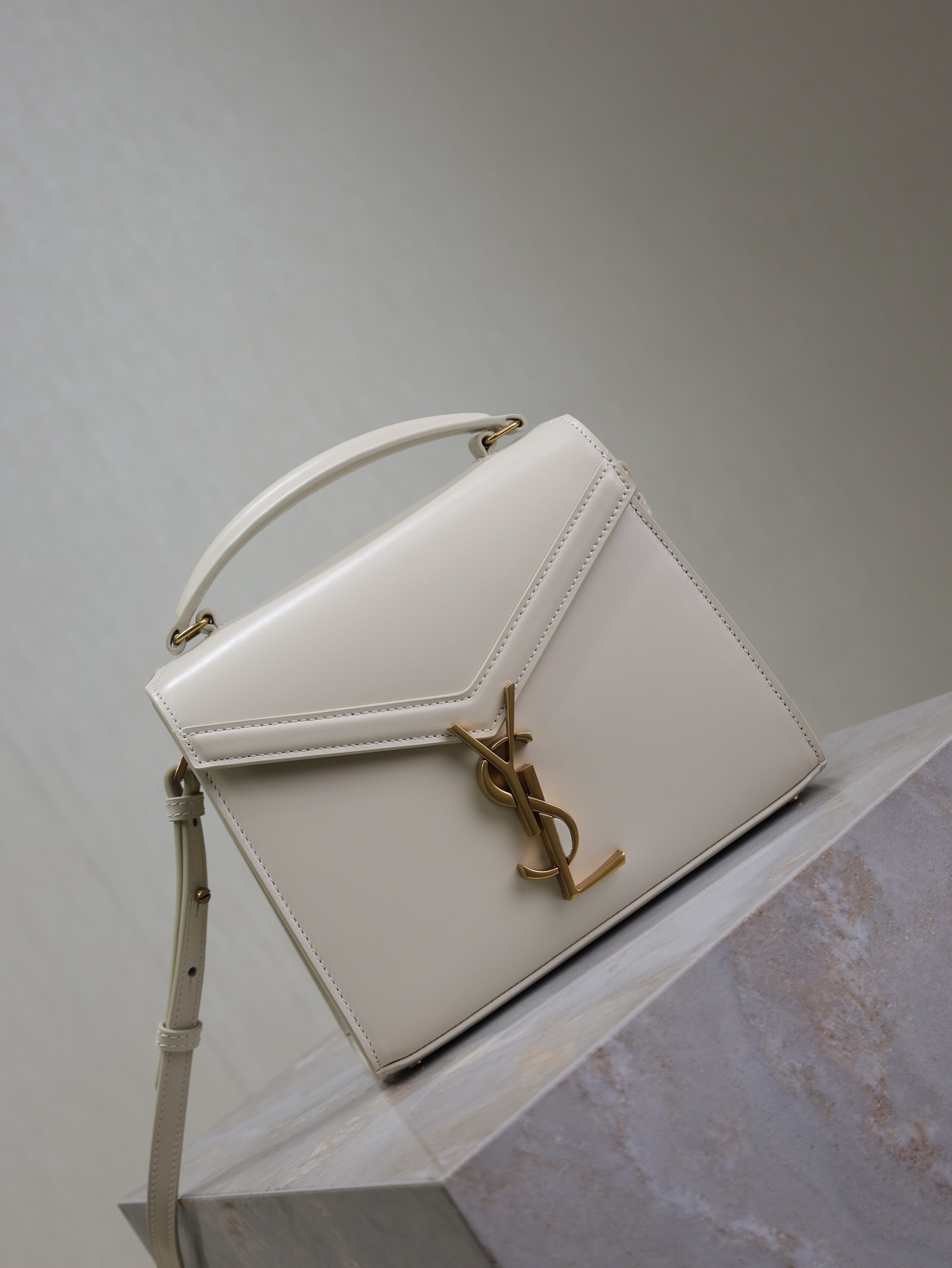 Y51 cassandra mini top handle bag 20x16x7.5cm