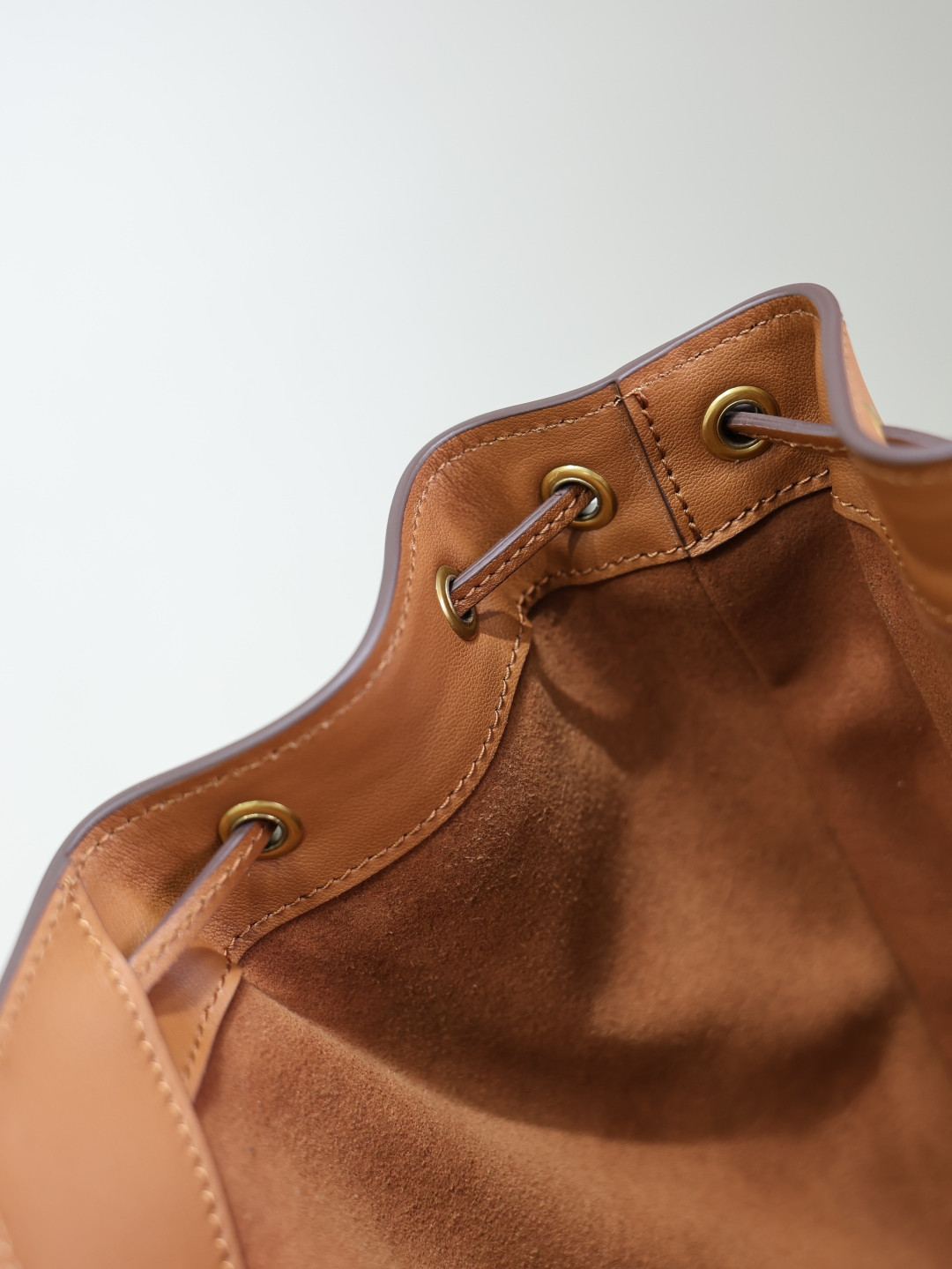 Y51 Y Large Hobo (Leather) 35 x 25 x 15 cm