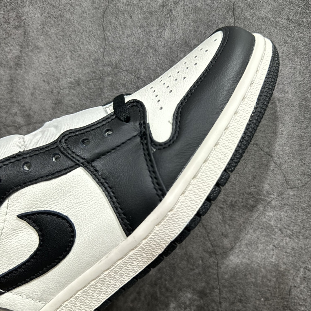 UA Air Jordan 1 Retro Low OG Mocha