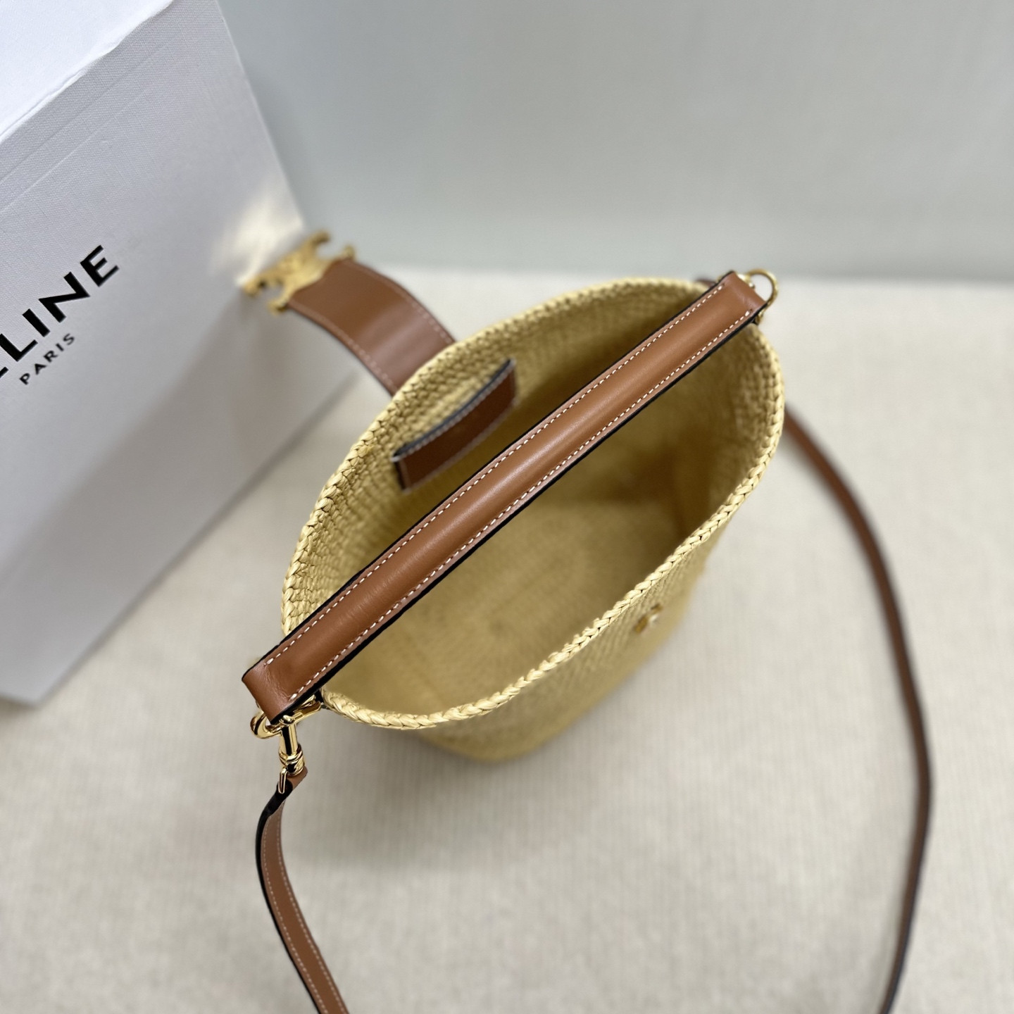 Ce1i*e MINI BUCKET L0visE IN RAFFIA 13.5x16x10cm