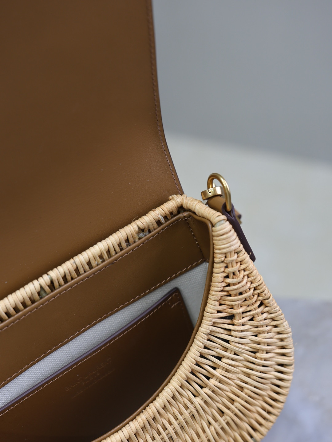 Y51 Mini VOLTAIRE top handle bag in osier 20x22x7.5cm