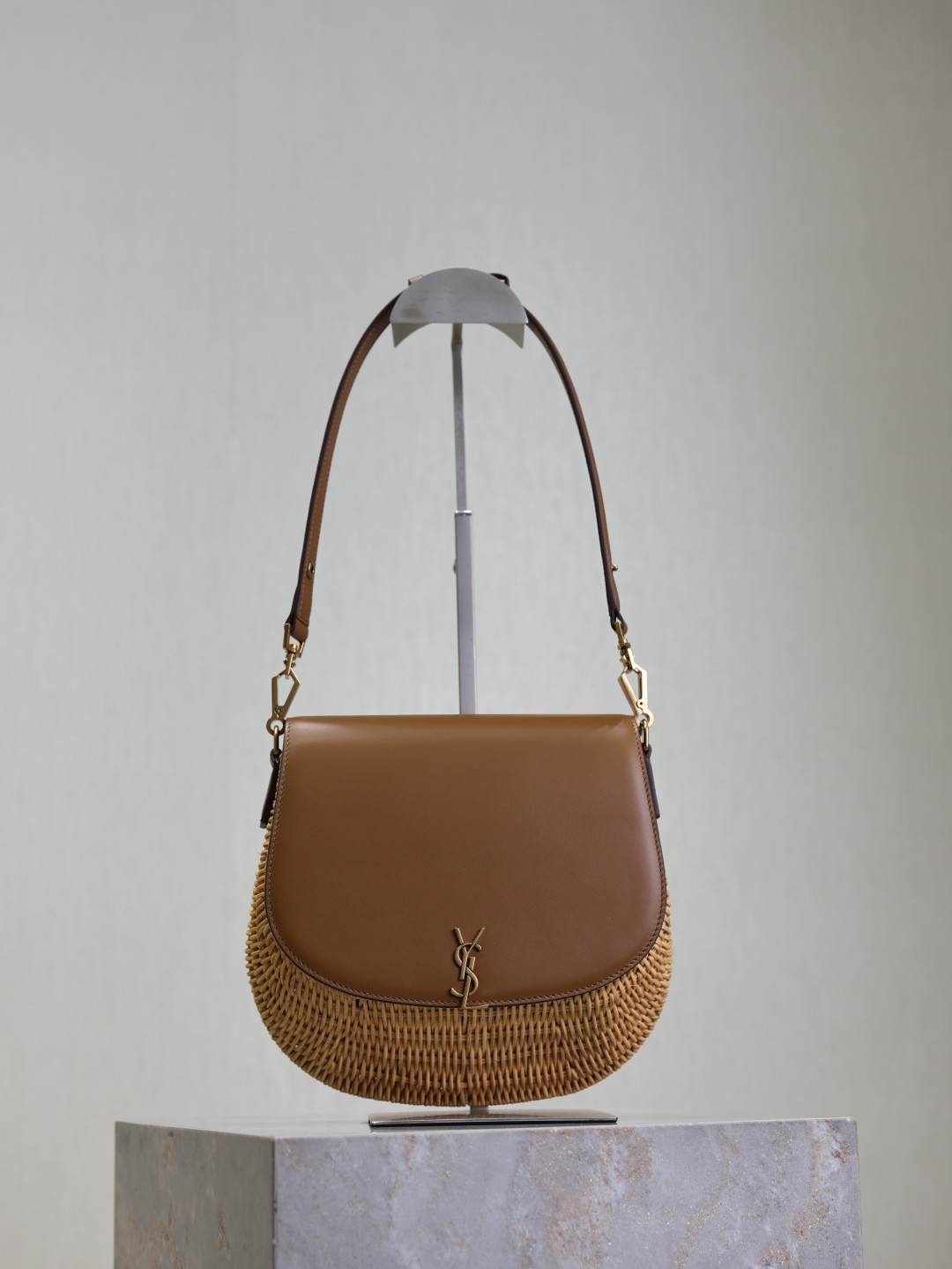Y51 Mini VOLTAIRE top handle bag in osier 20x22x7.5cm