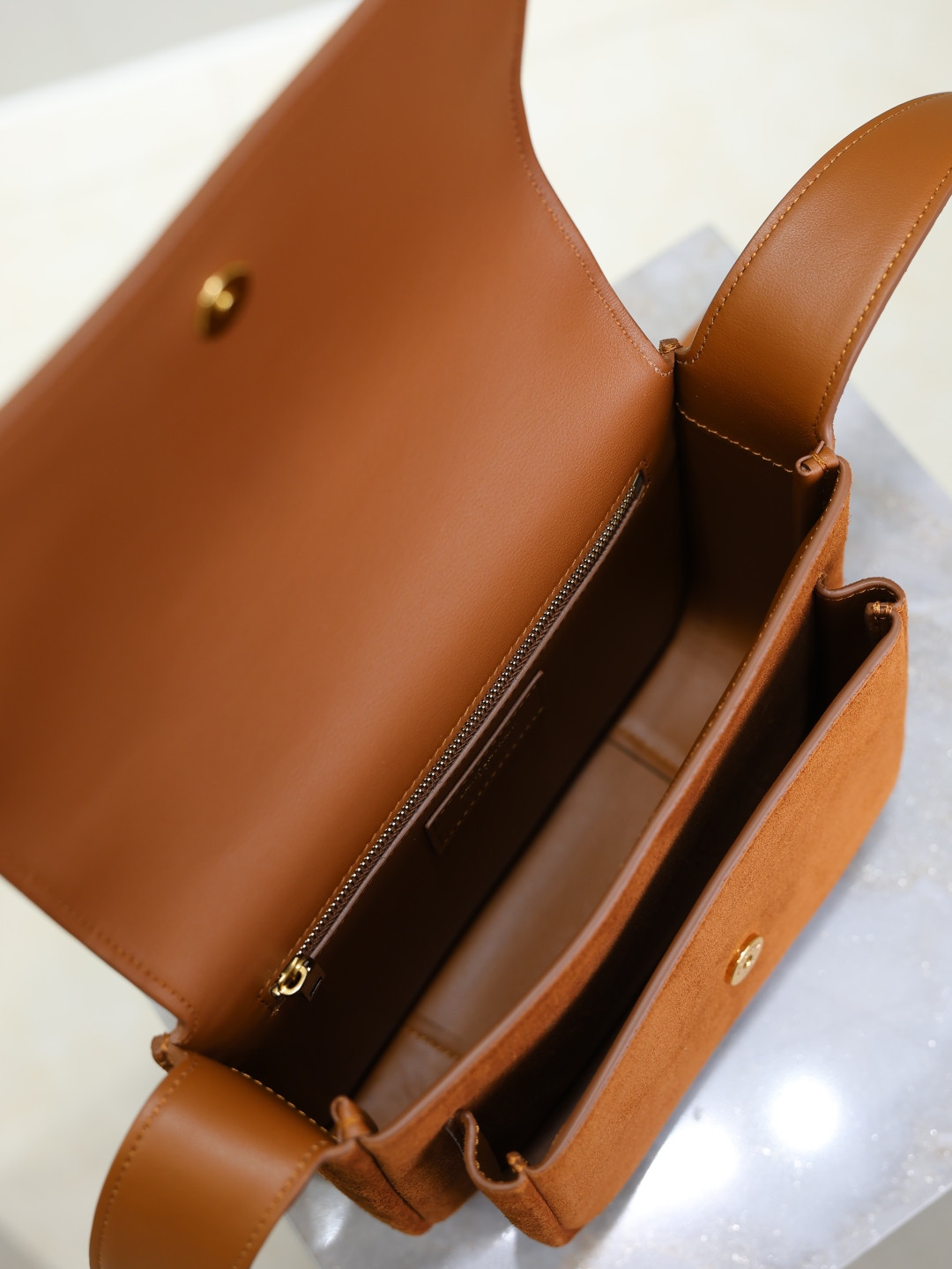 Y51 NIKI satchel in suede 21.5x16x9cm