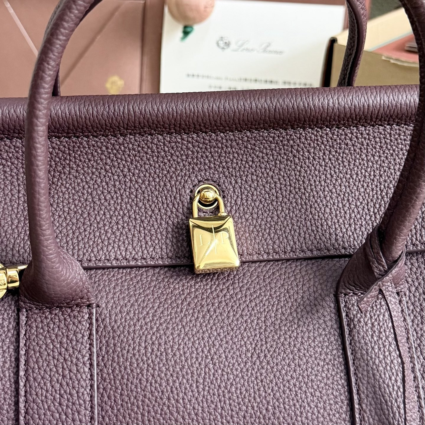 L0r0 P1ana Loom L25 Calfskin 25x18x12.5cm