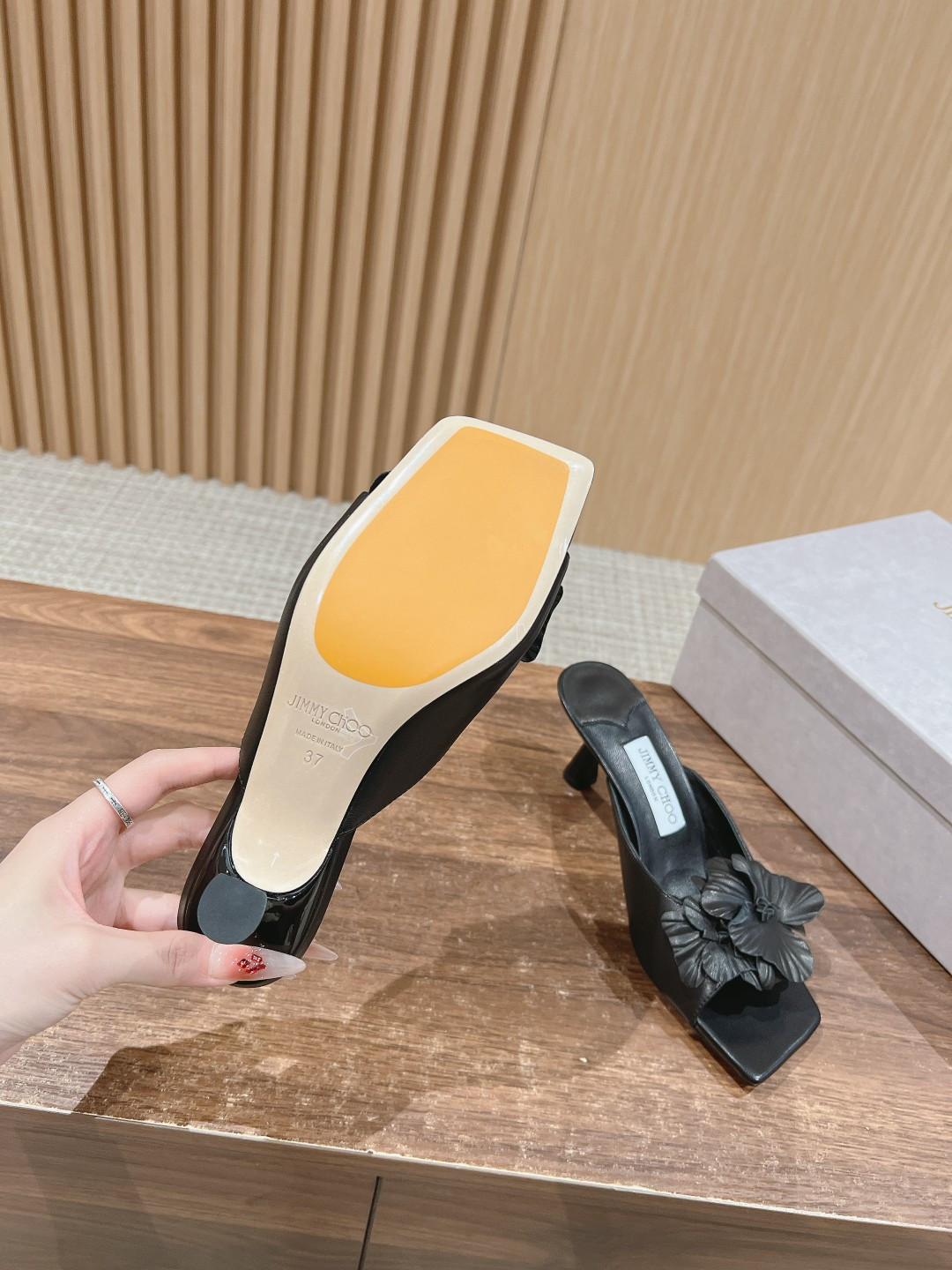 UA J1m*y Ch00 Slides 6.5cm