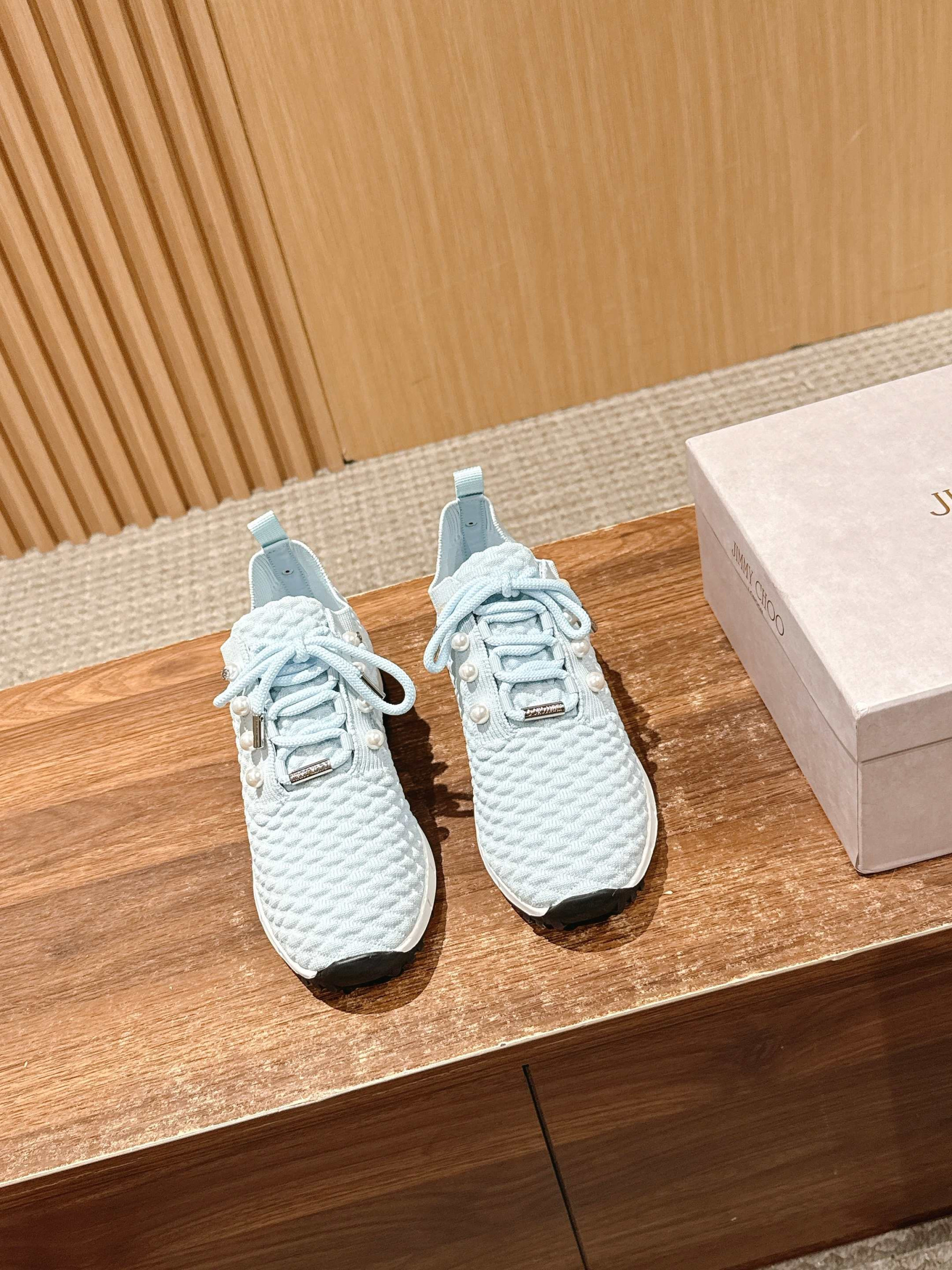 UA J1m*y Ch00 Casual Sneakers
