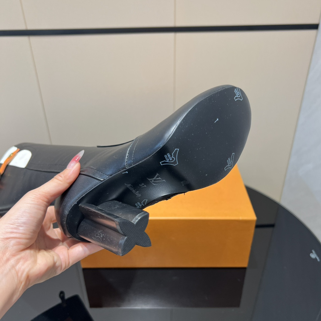 UA LV Silhouette High Boot 9.5cm Heel