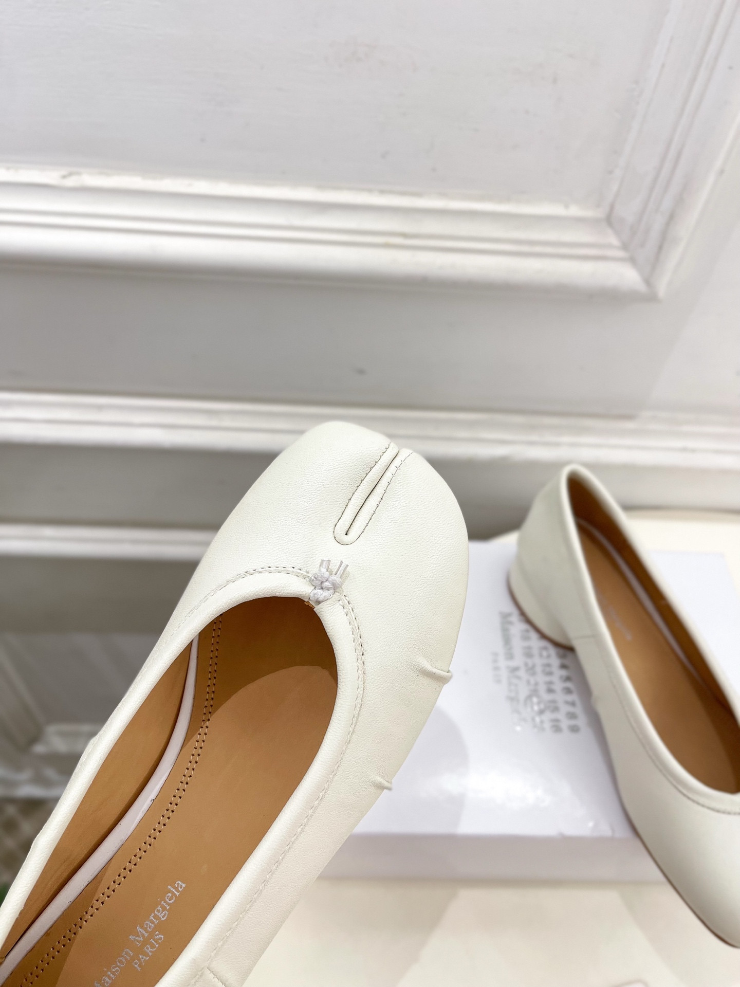 UA Ma1s0n Marg*e1a Tabi Ballerina