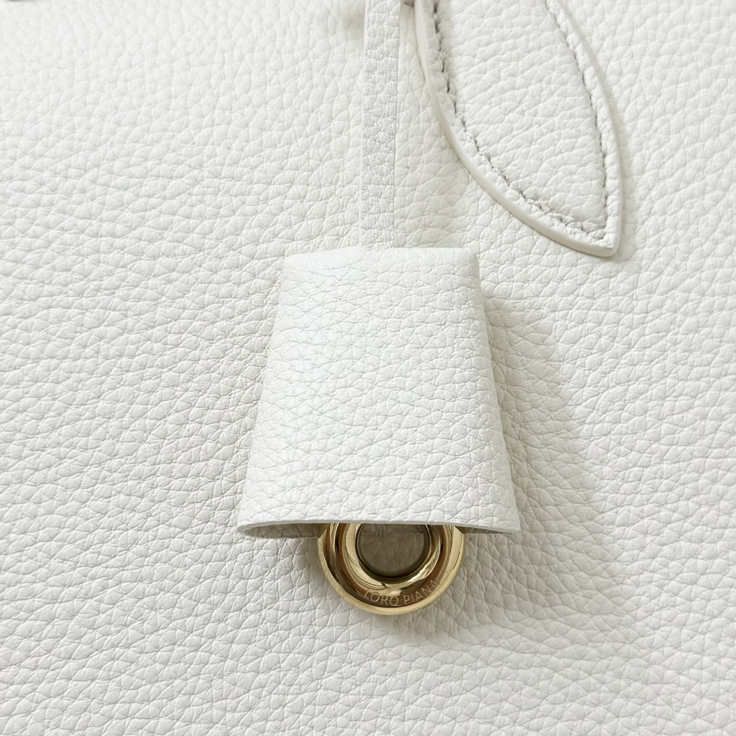 L0r0 P1ana Small Needle Bag 31x15x16cm