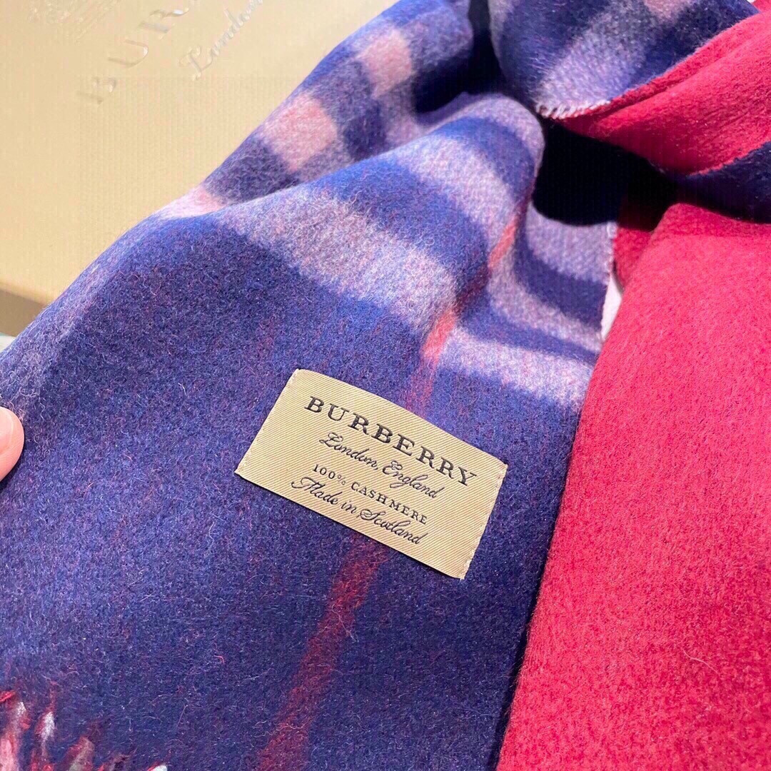 Bv*b*rry scarf 32x200cm
