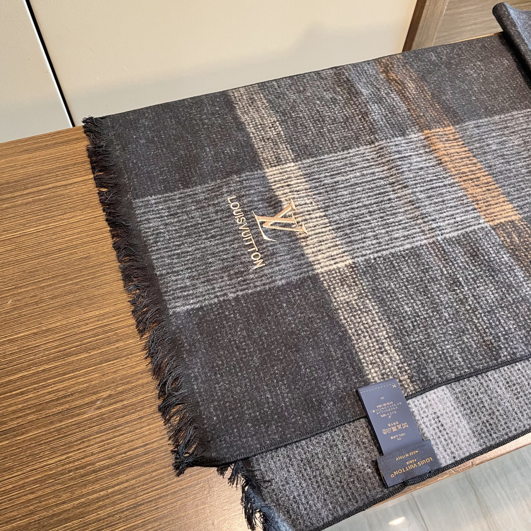 L0vis Vvtt0n scarf 32x200cm
