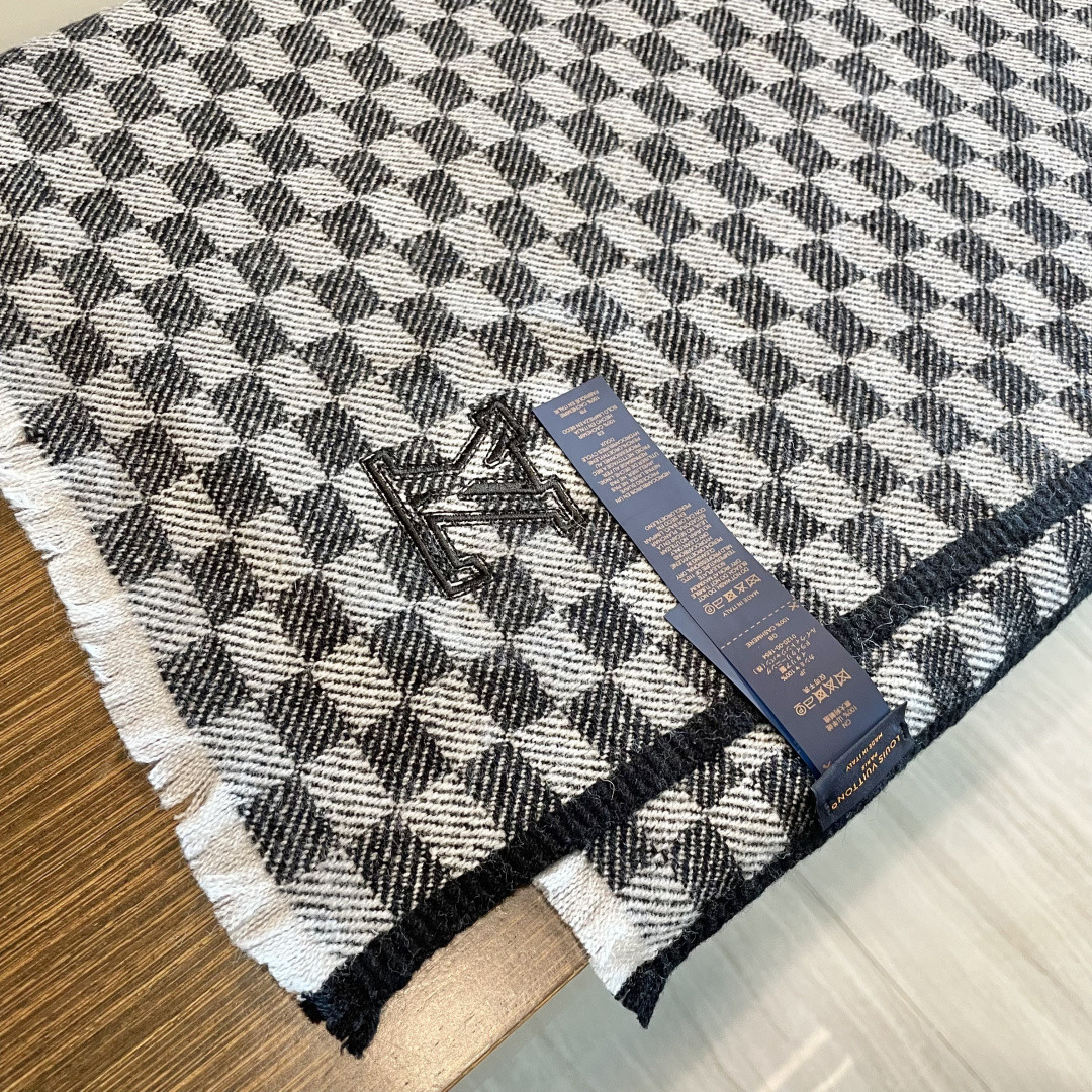 L0vis Vvtt0n Checkered scarf 35x200cm 100% cashmere