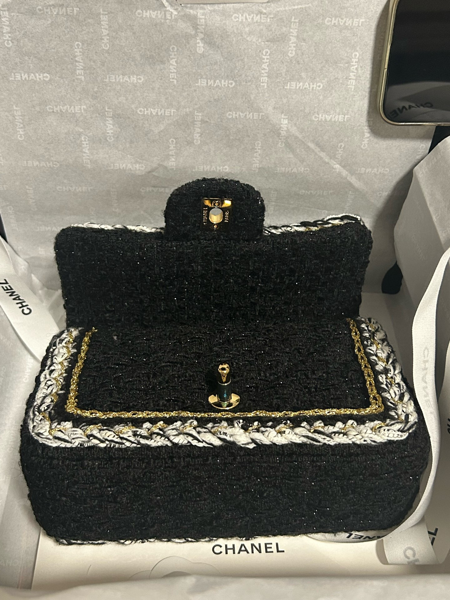 Ch**el Mini Classic Handbag A69900 12x20x6cm