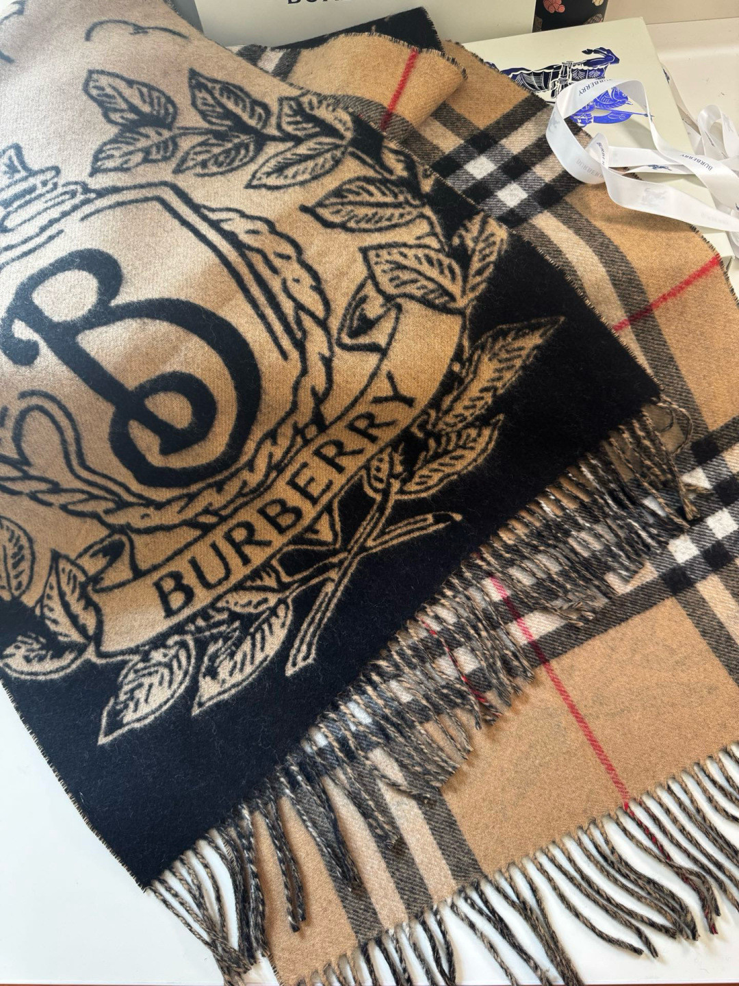 Bv*b*rry Wide Reversible Stormy Knight scarf 50x210cm