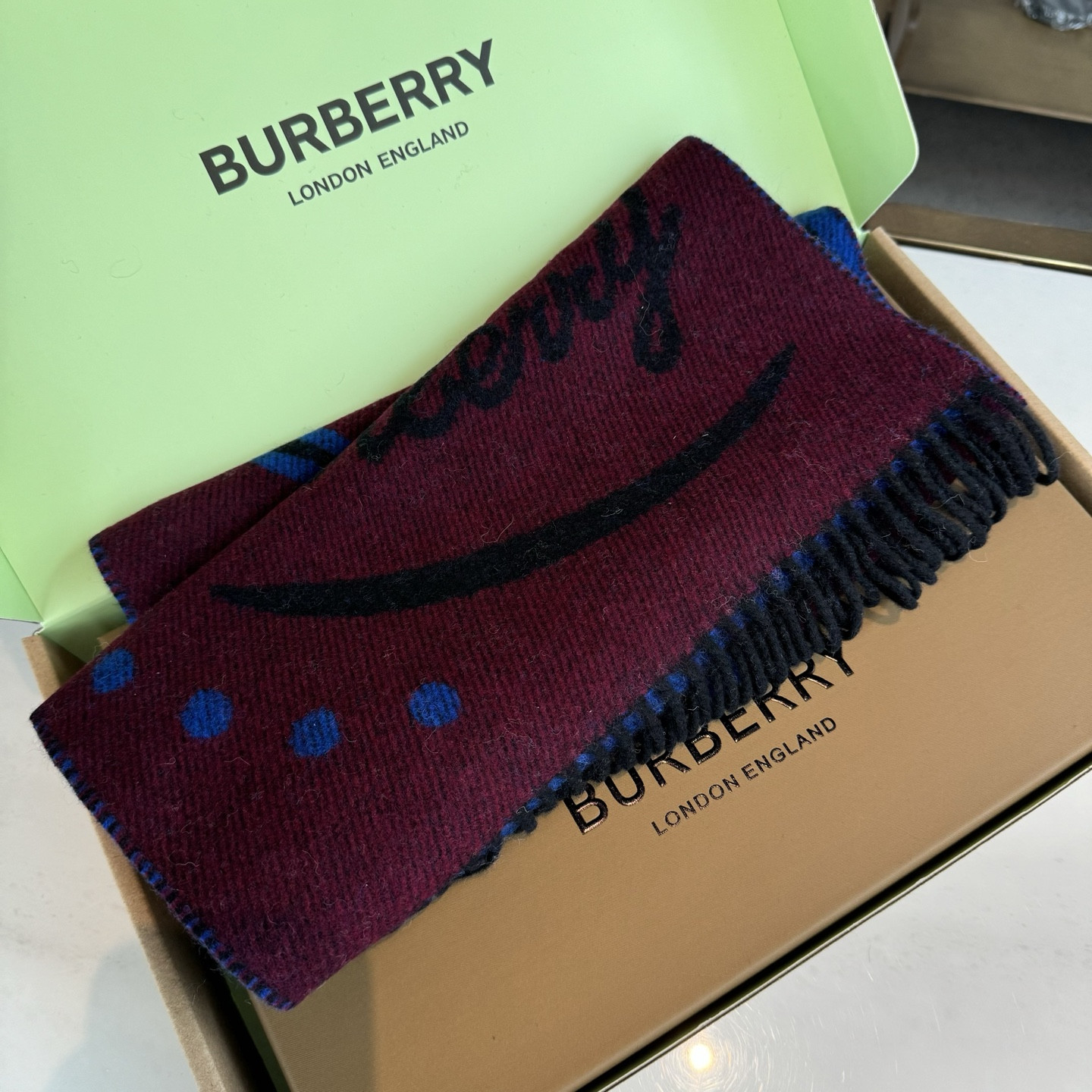 Bv*b*rry scarf 30x180cm