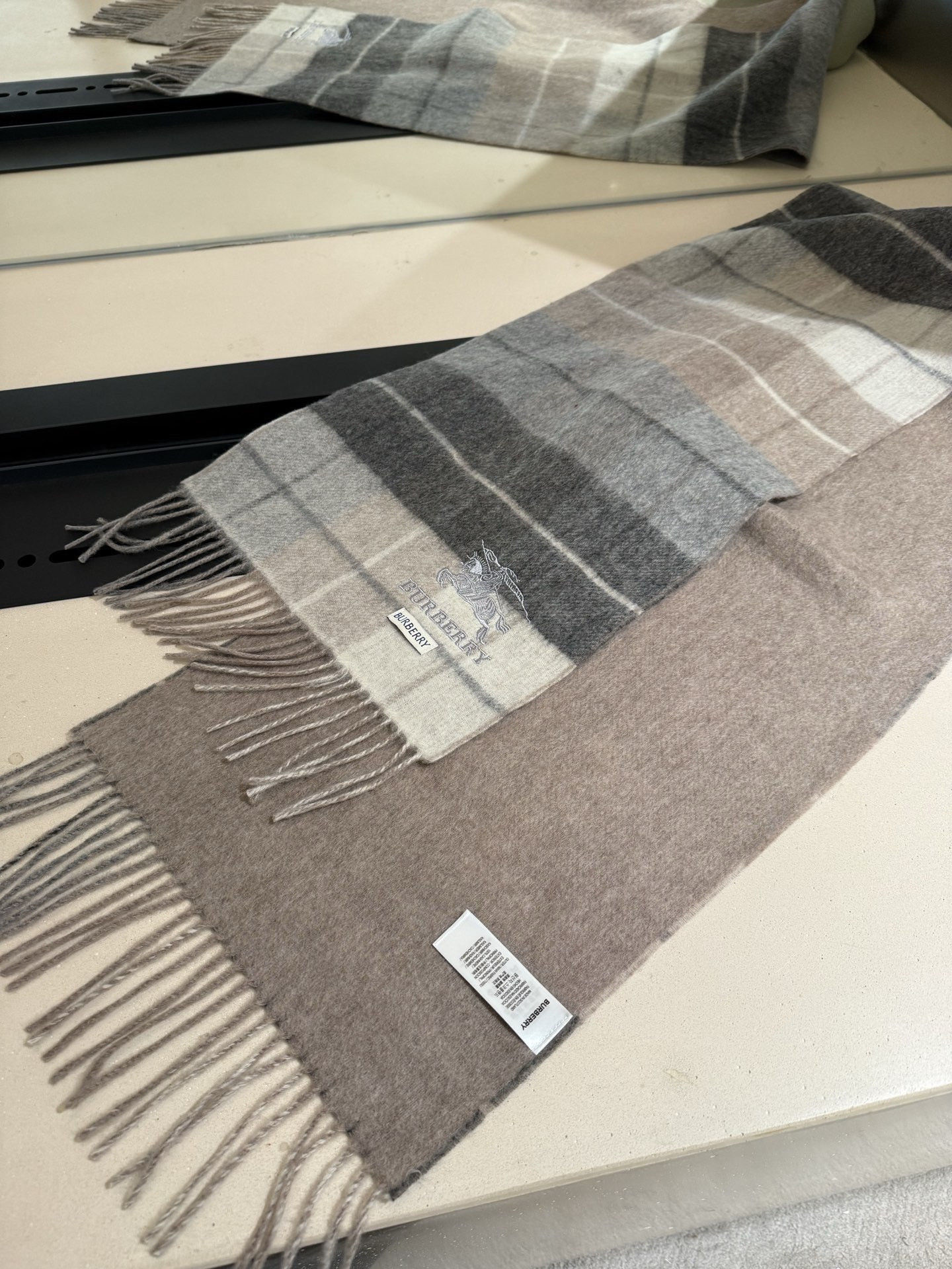 Bv*b*rry scarf 30x180cm