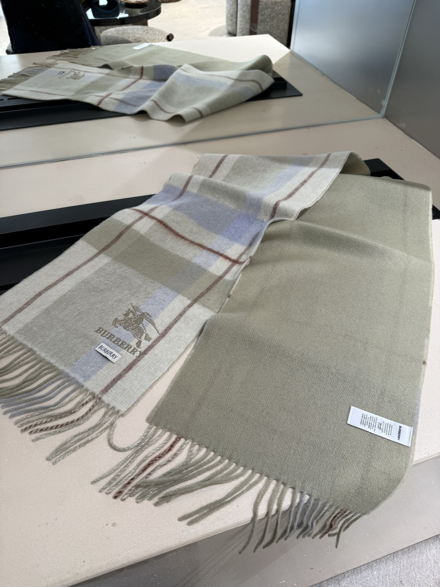 Bv*b*rry scarf 30x180cm