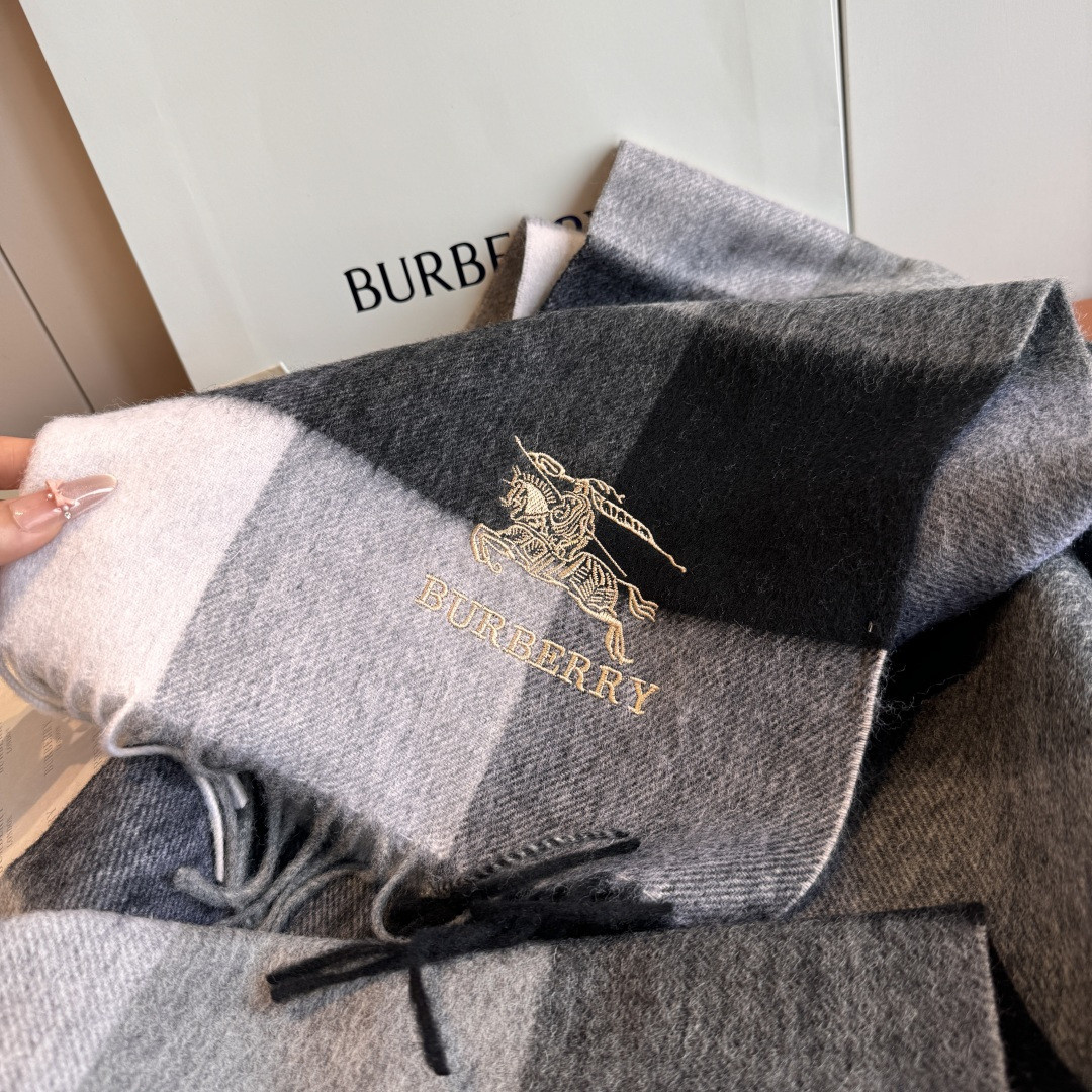 Bv*b*rry scarf 30x180cm 100% cashmere