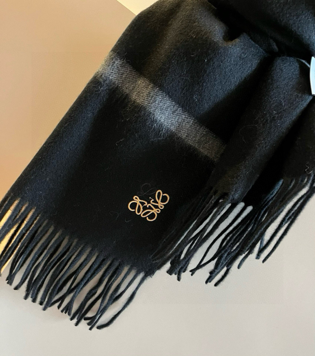 L0ew* scarf 35x180cm