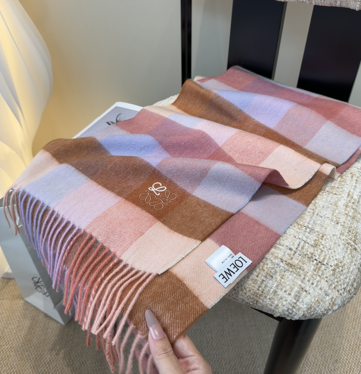 L0ew* scarf 30x180cm