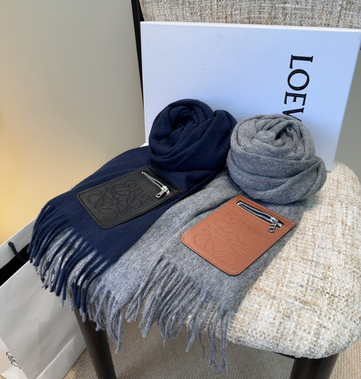 L0ew* scarf 30x180cm