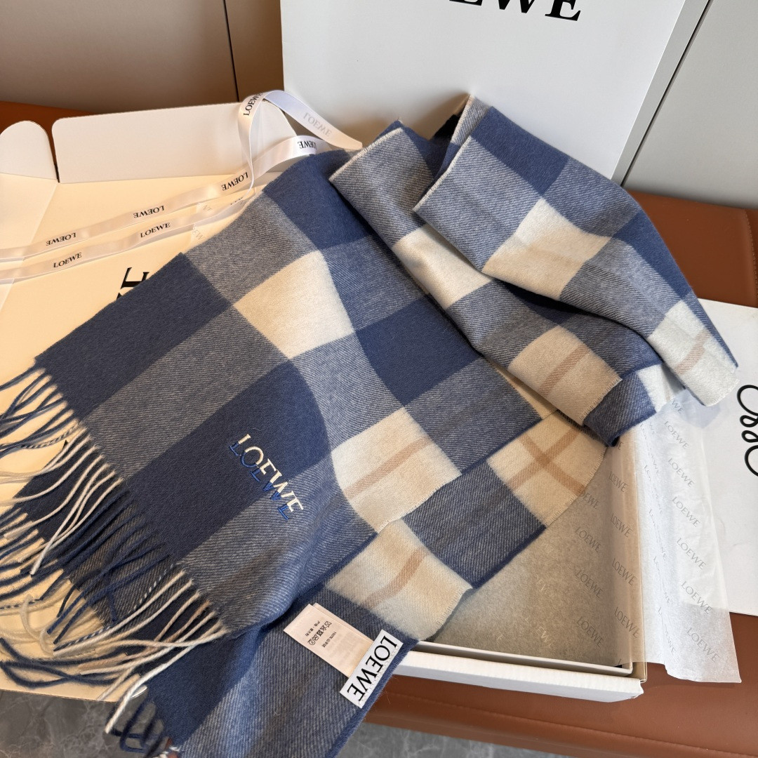 L0ew* scarf 30x180cm