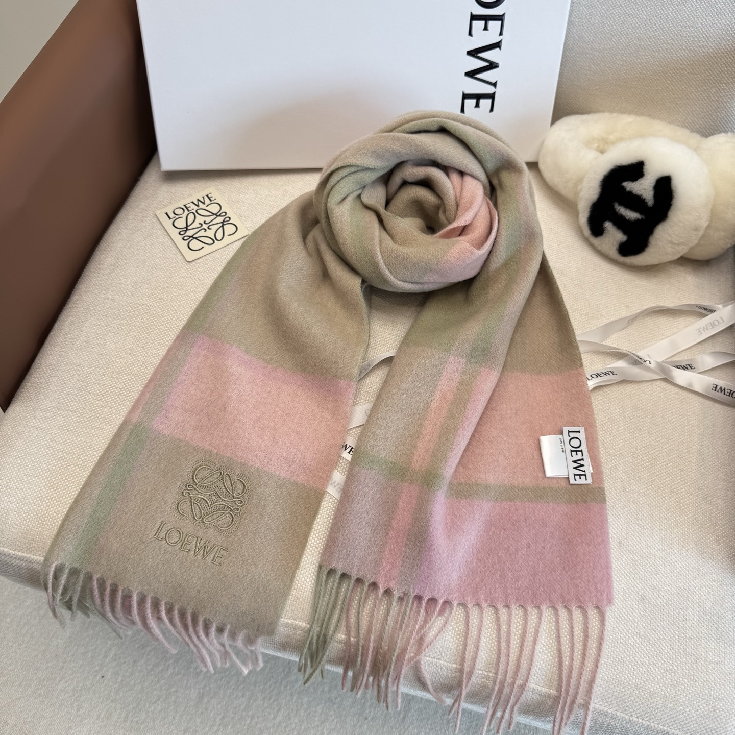 L0ew* scarf 35x180cm