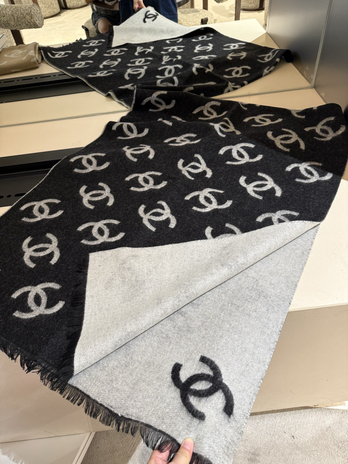 Ch**el scarf 70x205cm