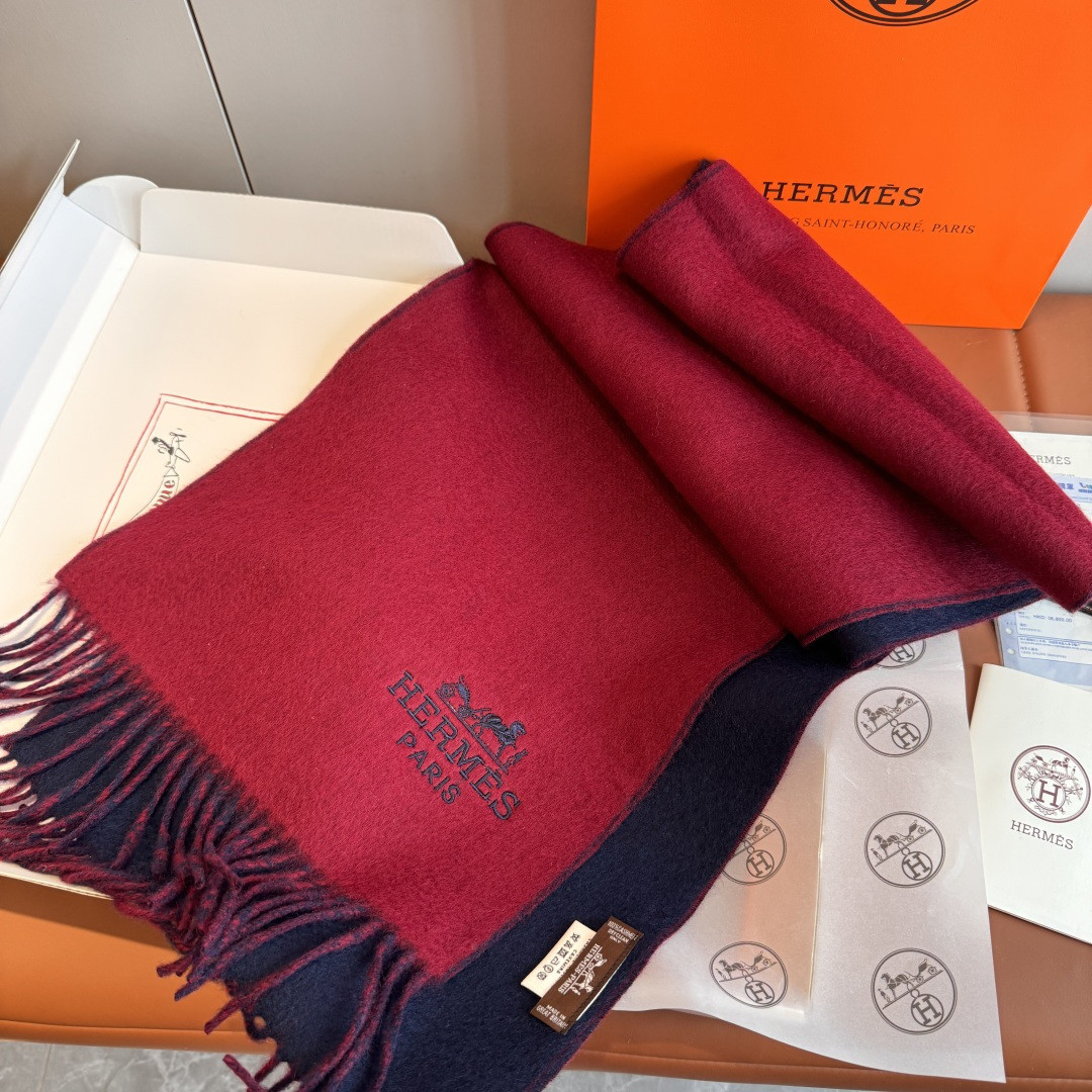 H**me5 scarf 30x180cm