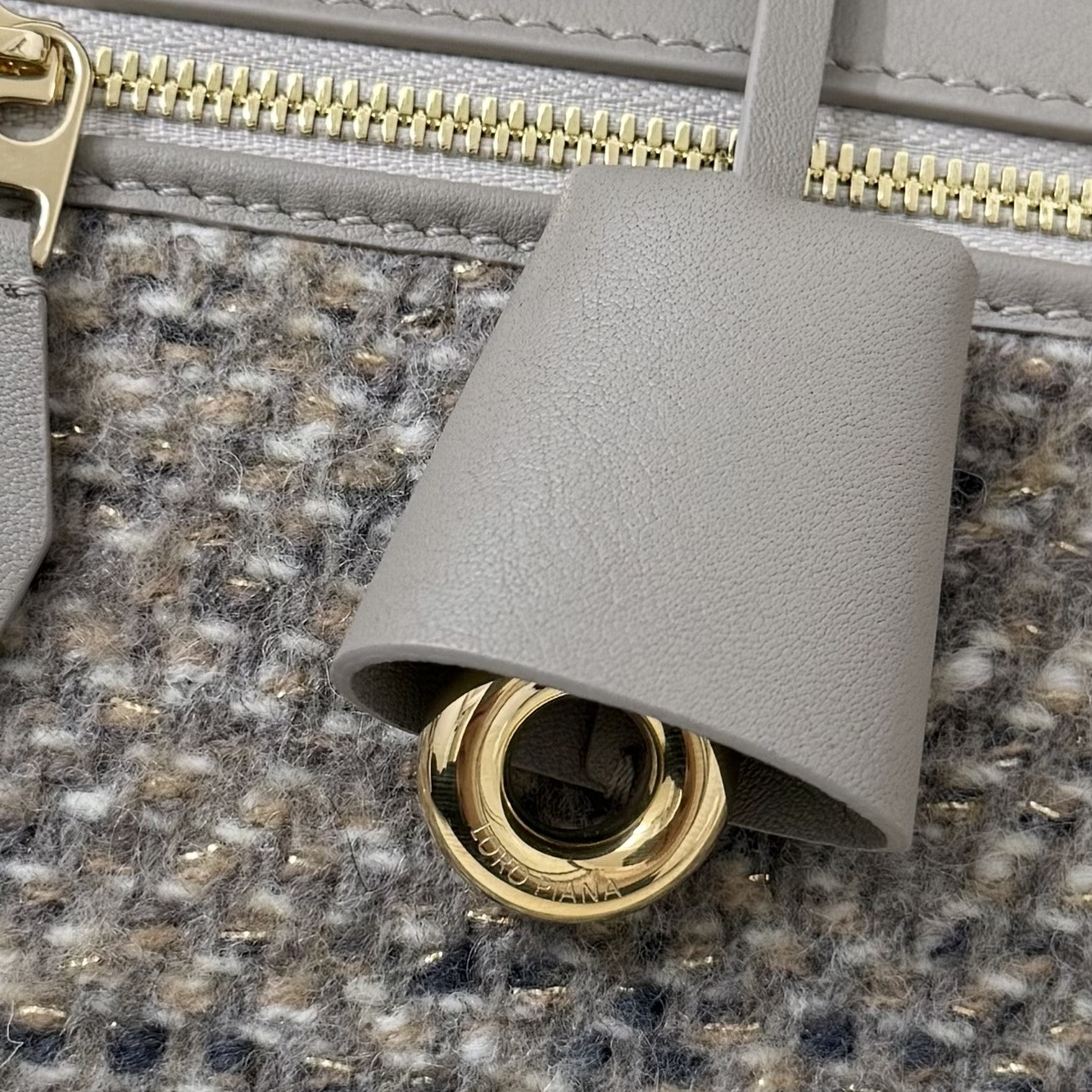 L0r0 P1ana Extra Bag L23 23x12x7cm