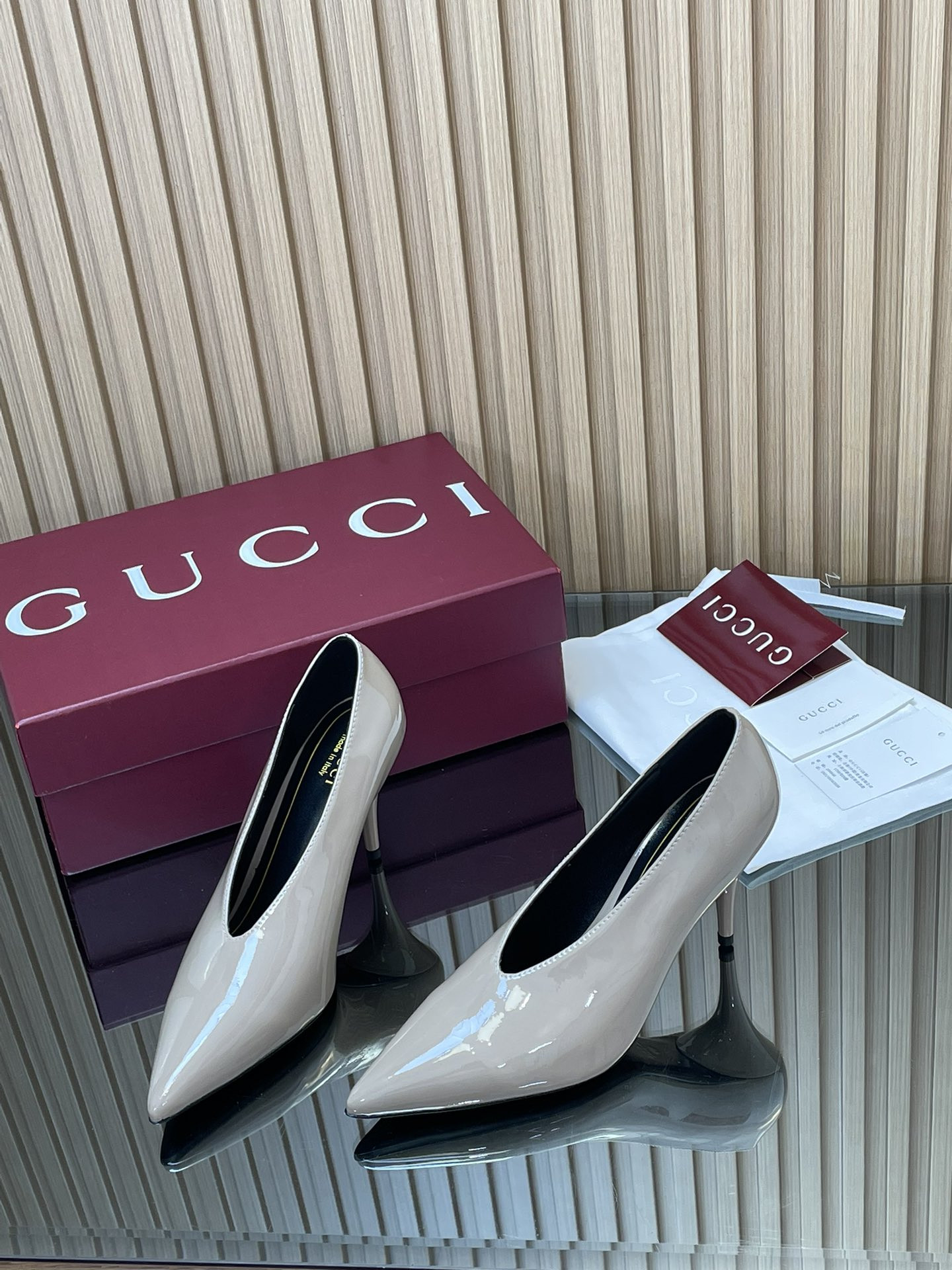 ua Gvc*1 97 heeled pump