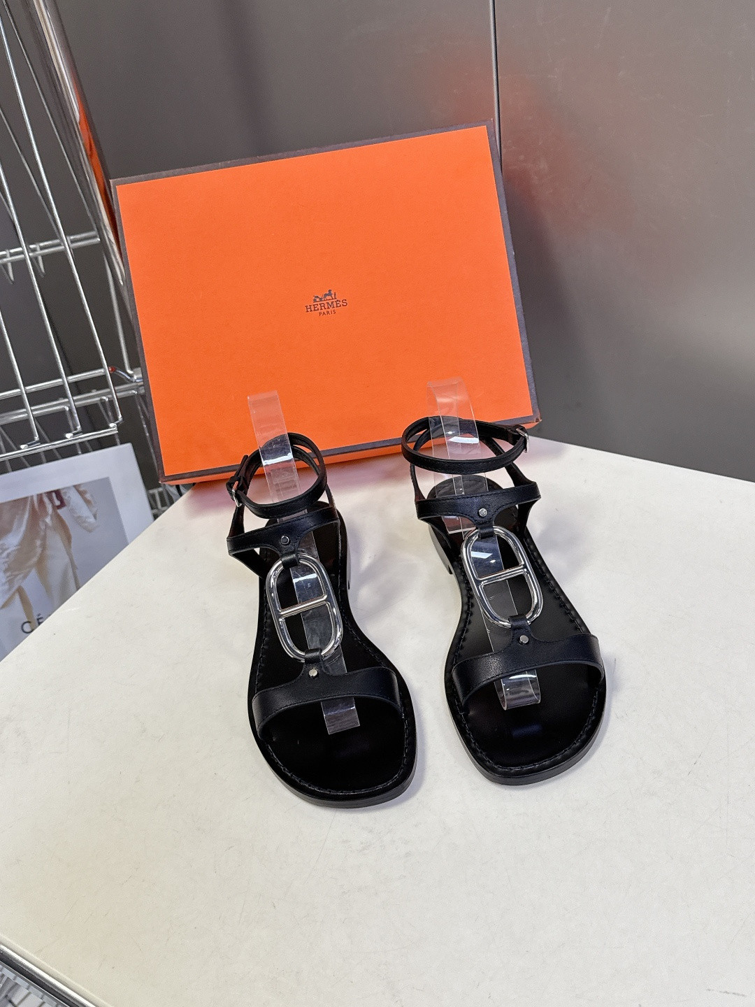 ua H**me5 marinella sandal